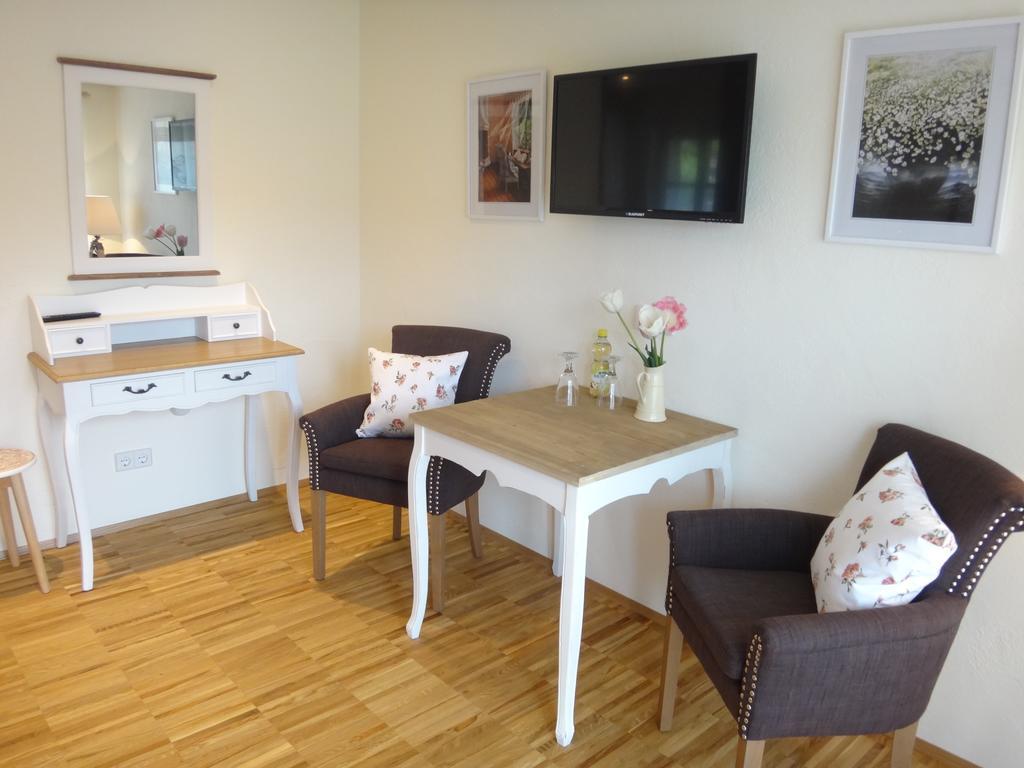 Landgut Apfelrose Hotel Friedrichshafen Bagian luar foto