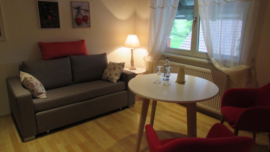 Landgut Apfelrose Hotel Friedrichshafen Bagian luar foto