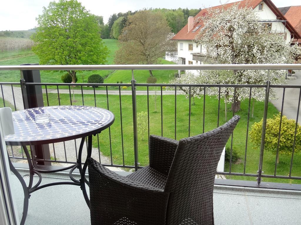 Landgut Apfelrose Hotel Friedrichshafen Bagian luar foto